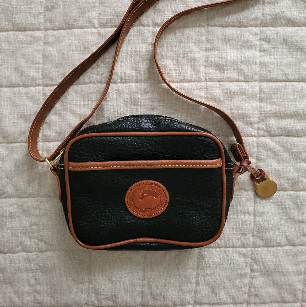 Dooney & Bourke purse